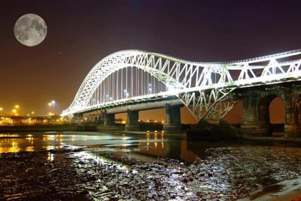 Mersey Hotel ウィッドネス 部屋 写真
