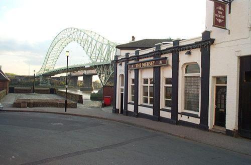 Mersey Hotel ウィッドネス 部屋 写真