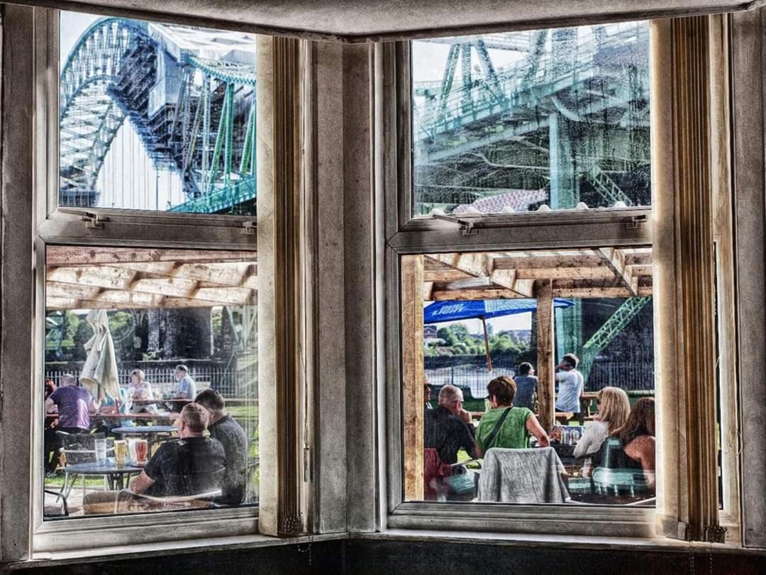 Mersey Hotel ウィッドネス エクステリア 写真